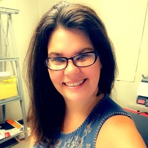 Meet your Posher, Carrie